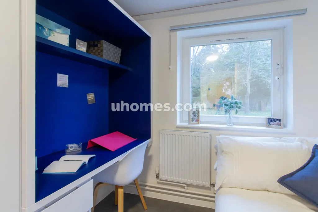Property photo 1 of 30
