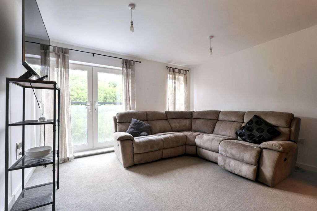 Property photo 2 of 9 Img_5374
