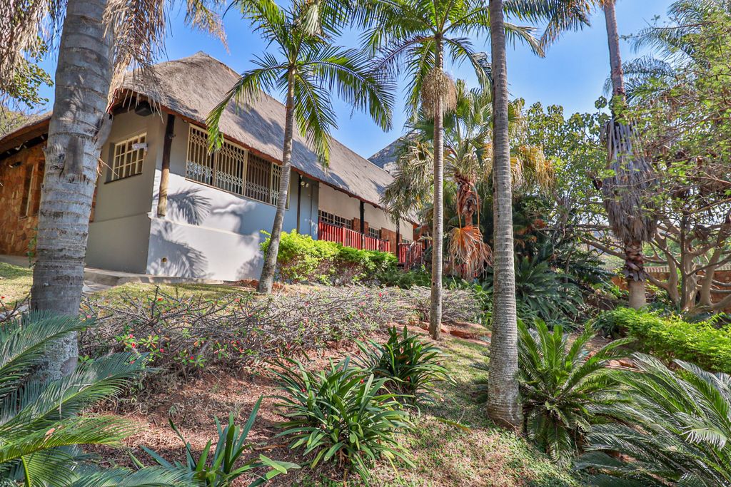 Property photo 2 of 45