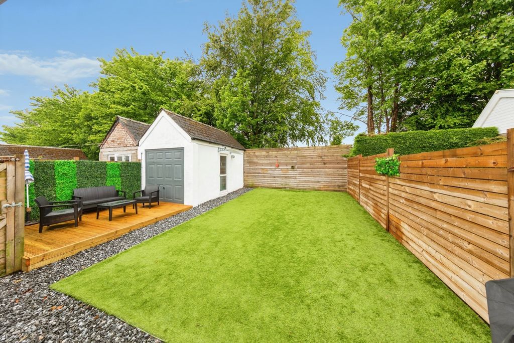 Property photo 2 of 26 Pbox-Img.Jpg