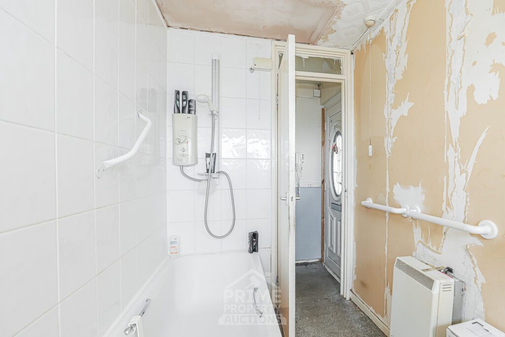 Additional image 13 of 2 bed flat for sale5 Maybole Road, Port Glasgow PA14