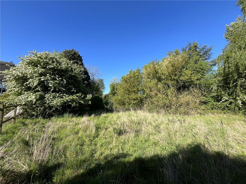 Property photo 3 of 7 Picture No. 01