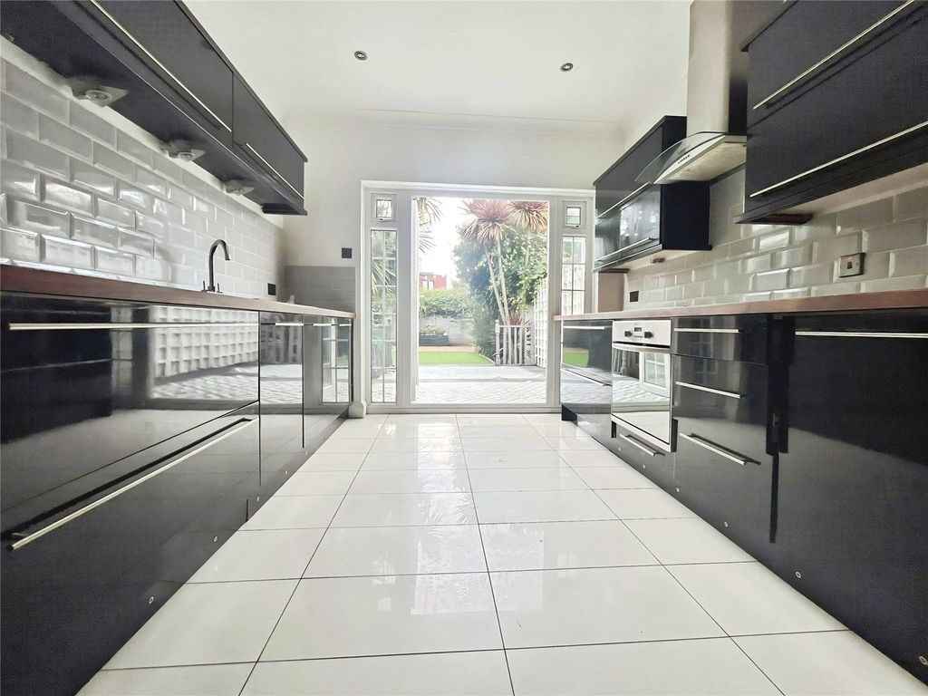 Property photo 2 of 13 Kitchen/Dining