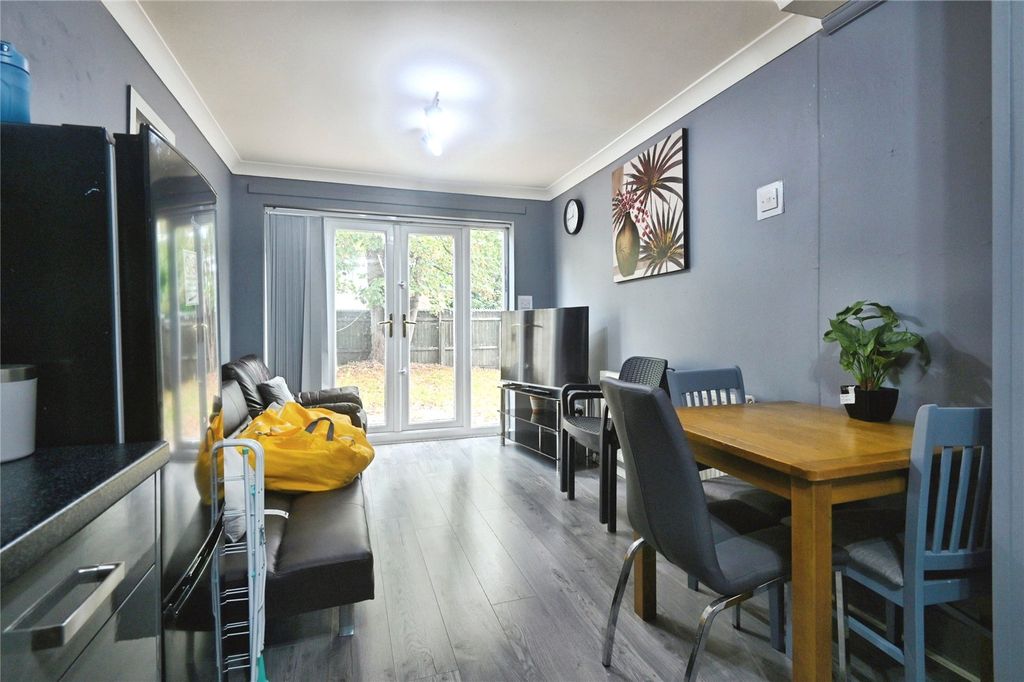 Property photo 2 of 14 Picture No. 02
