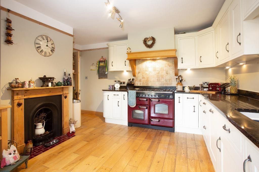 Property photo 3 of 18 Photo 3