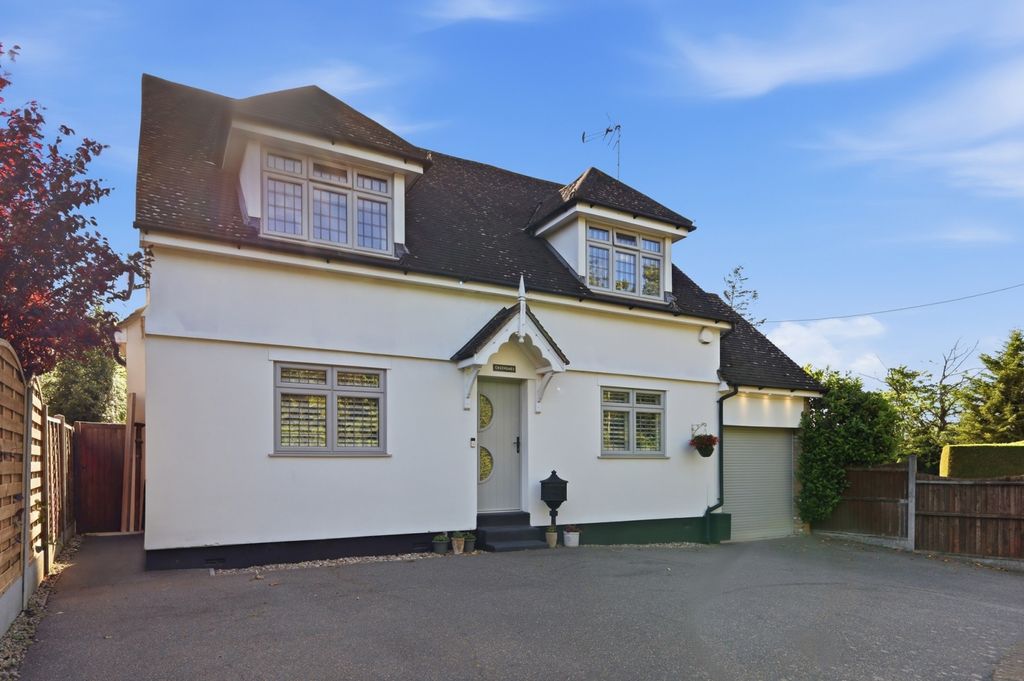 Property photo 1 of 27 Picture No. 05