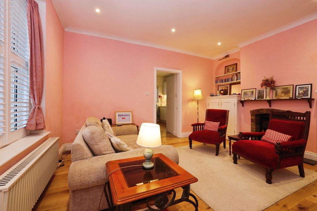 Property photo 3 of 16