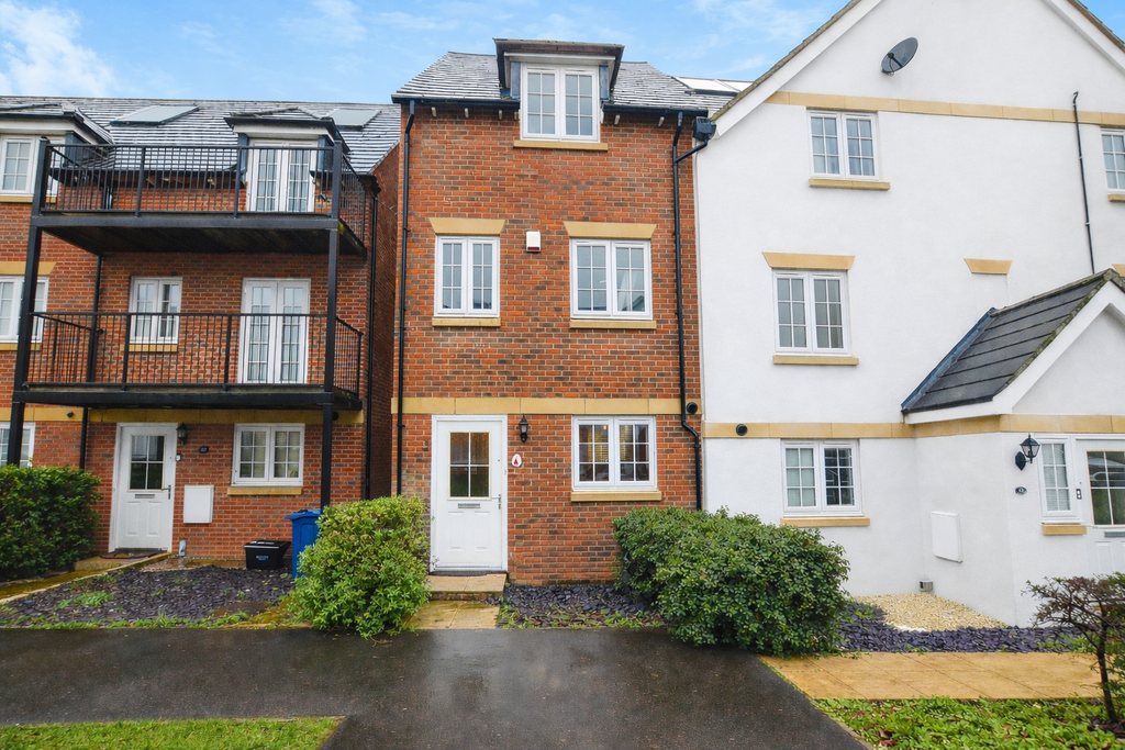 Property photo 1 of 15 External Front