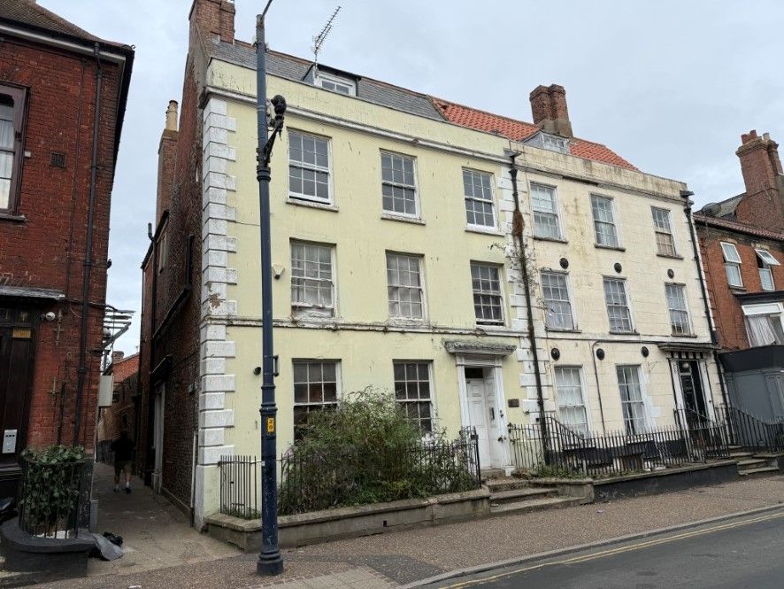 Property photo 1 of 7