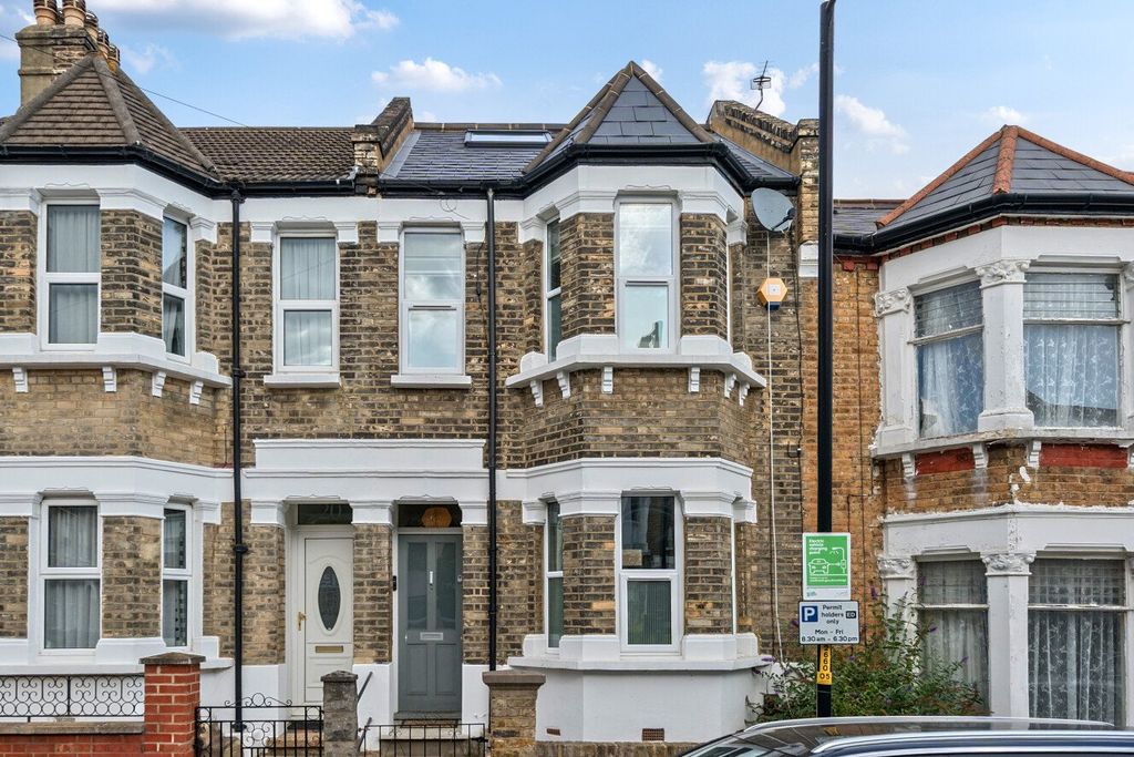 Property photo 1 of 16 Picture No. 04