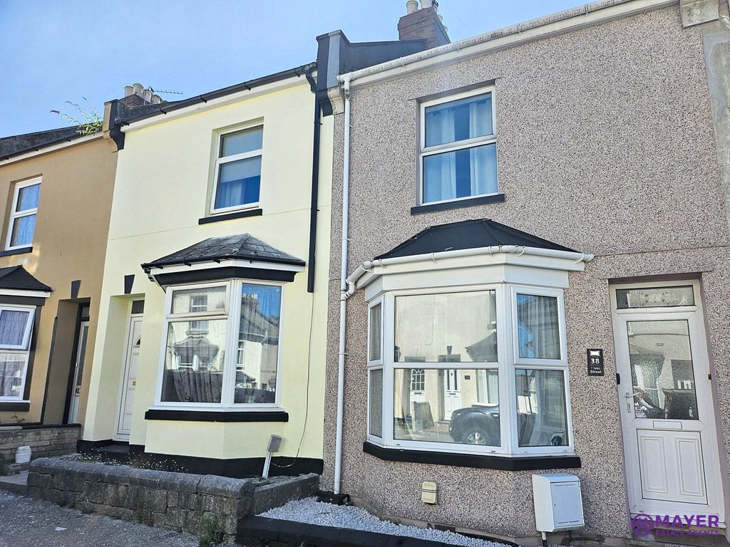 Property photo 1 of 13