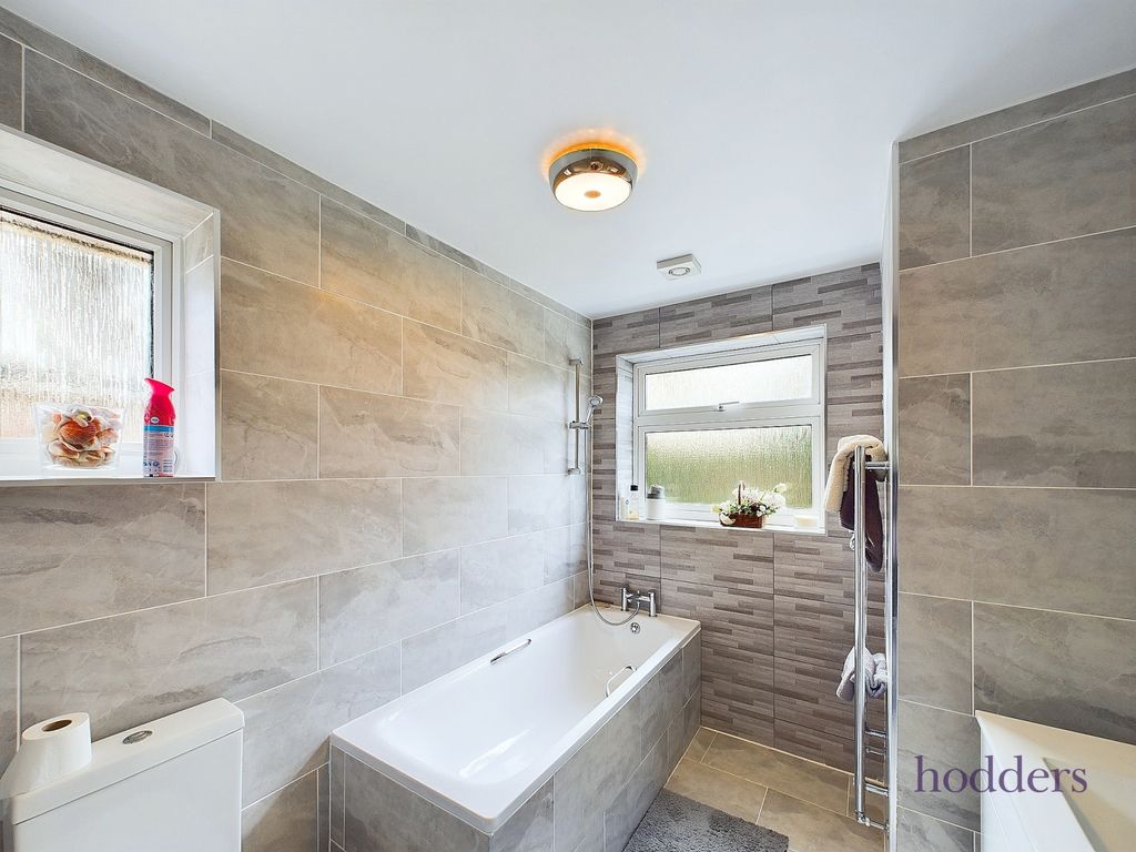 Property photo 3 of 18 Picture No. 06