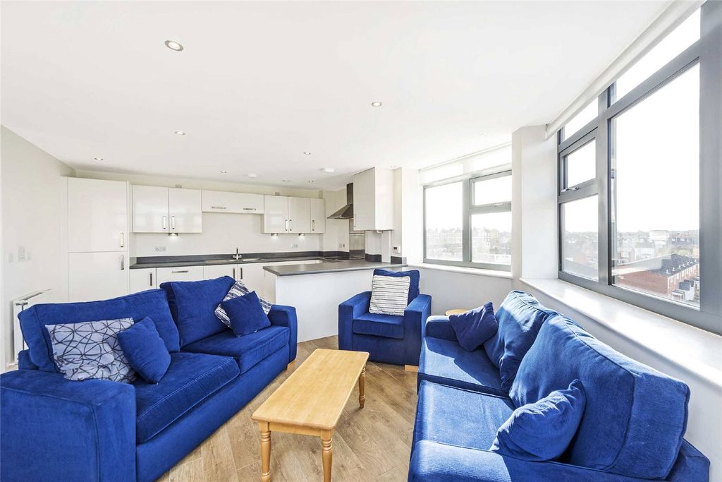 Property photo 2 of 13 Picture No. 03