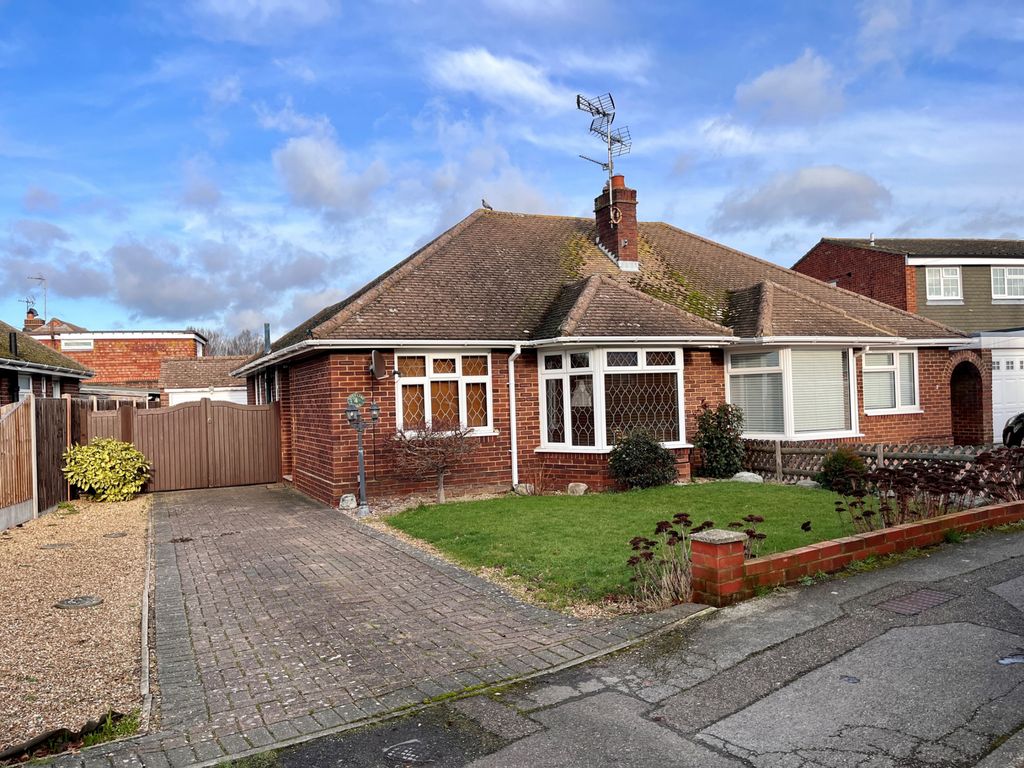 2 bed detached house to rent Tunstall