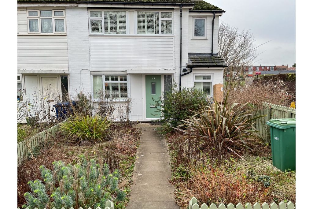 Property photo 1 of 16