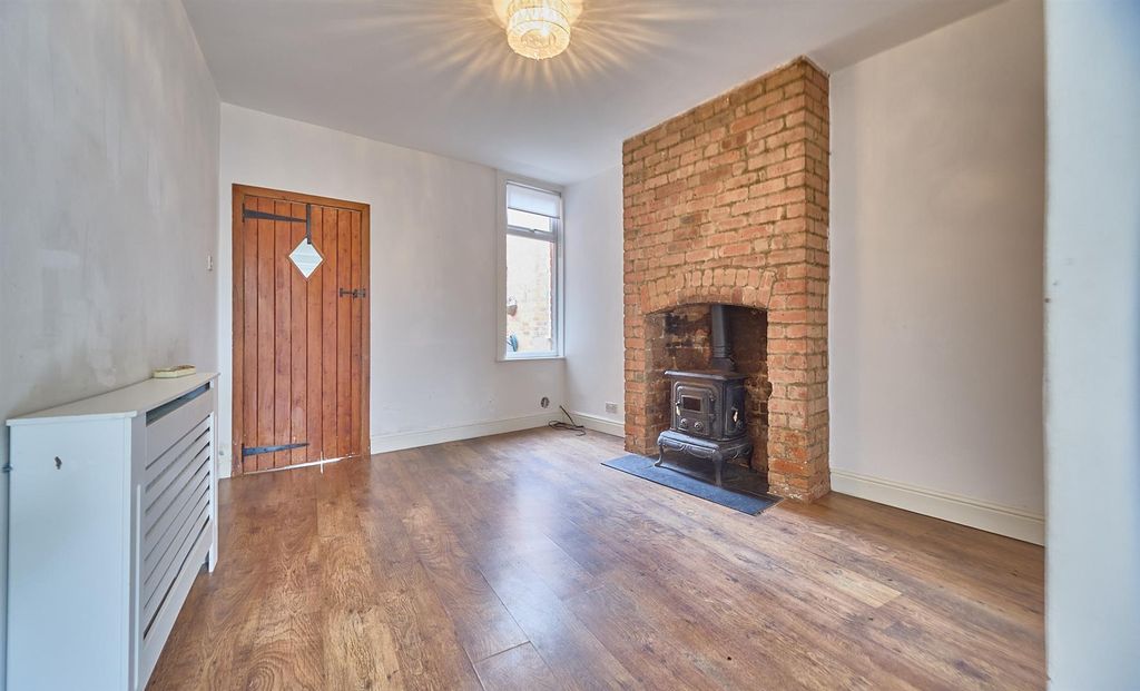 Property photo 3 of 12 Dining Room