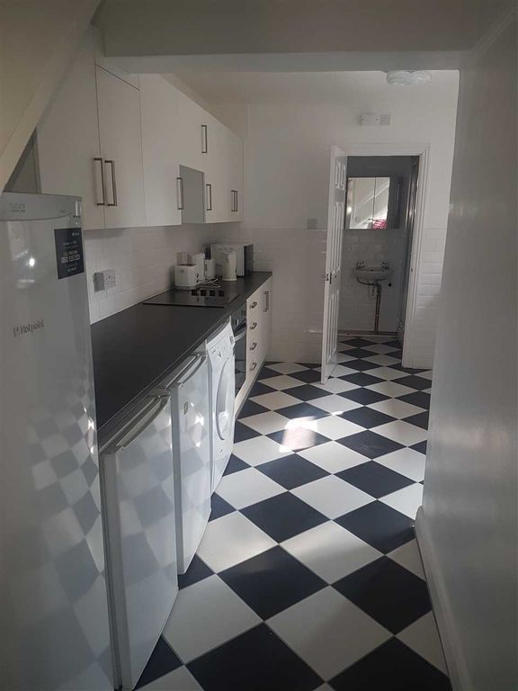 Property photo 1 of 10 Main Picture