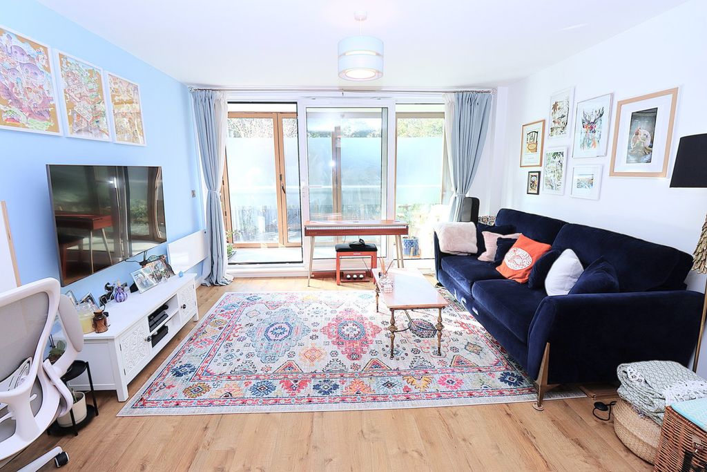 Property photo 3 of 14