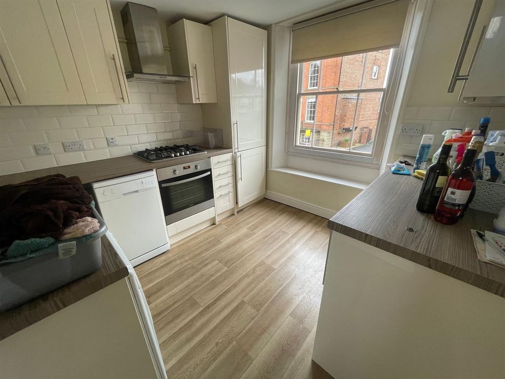 Property photo 3 of 14 5.Jpg