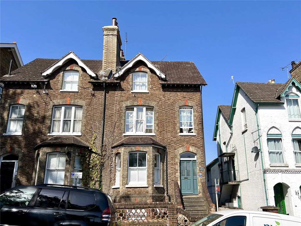 Property photo 1 of 7 Exterior
