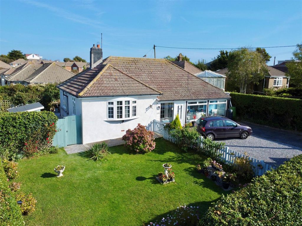 Property photo 1 of 31