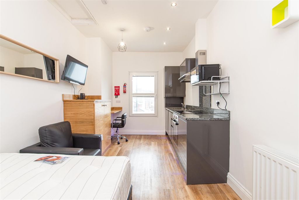 Property photo 2 of 4 Edit-6798.Jpg