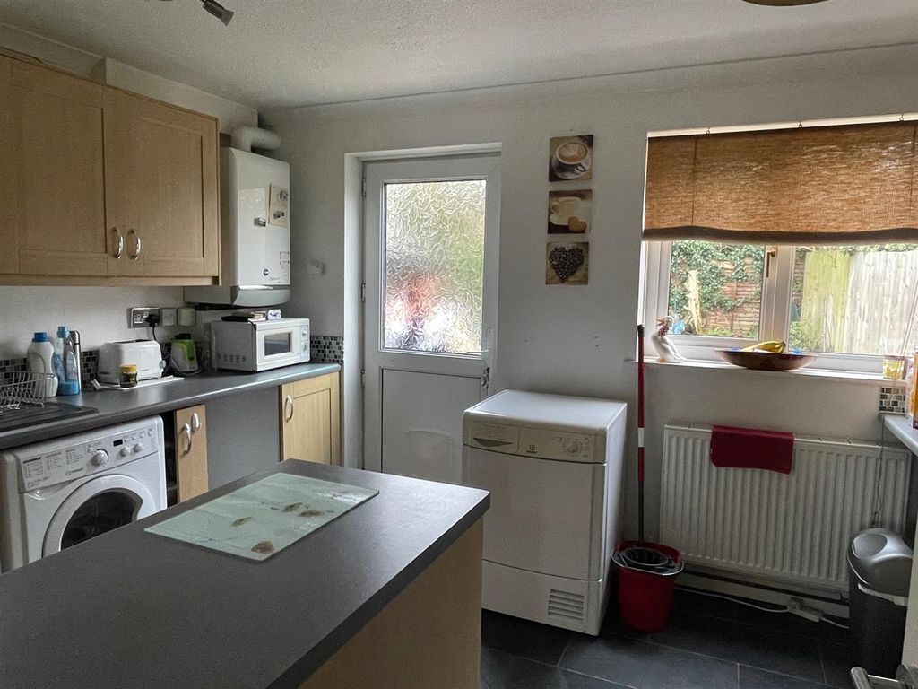 Property photo 2 of 12 Photo 4.Jpg