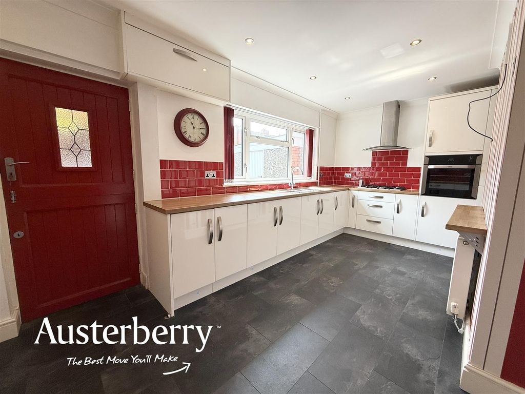Property photo 3 of 14 Img_4563.Jpg