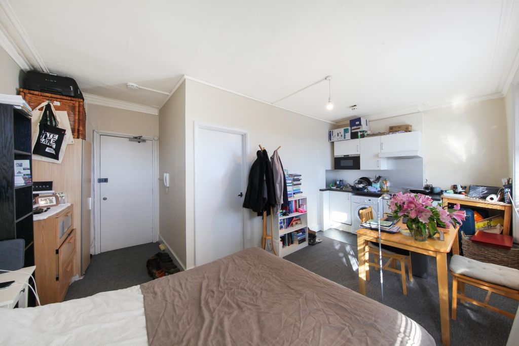 Property photo 3 of 7