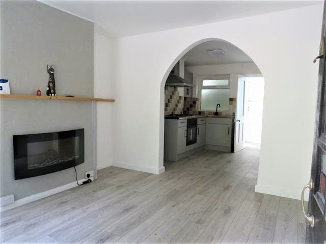 Property photo 2 of 6 Living Room