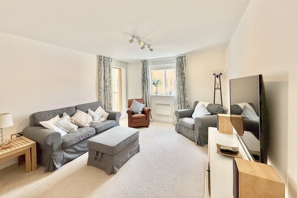 Additional image 8 of 1 bed flat for saleHoneycombe Chine, Boscombe, Bournemouth BH5