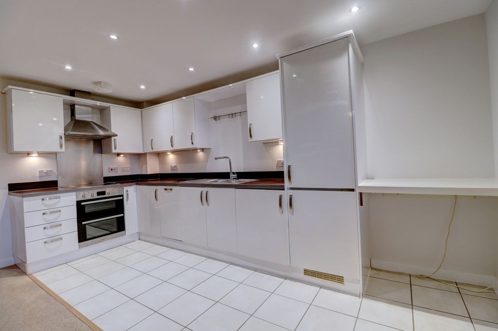 Property photo 2 of 7 Picture No. 10