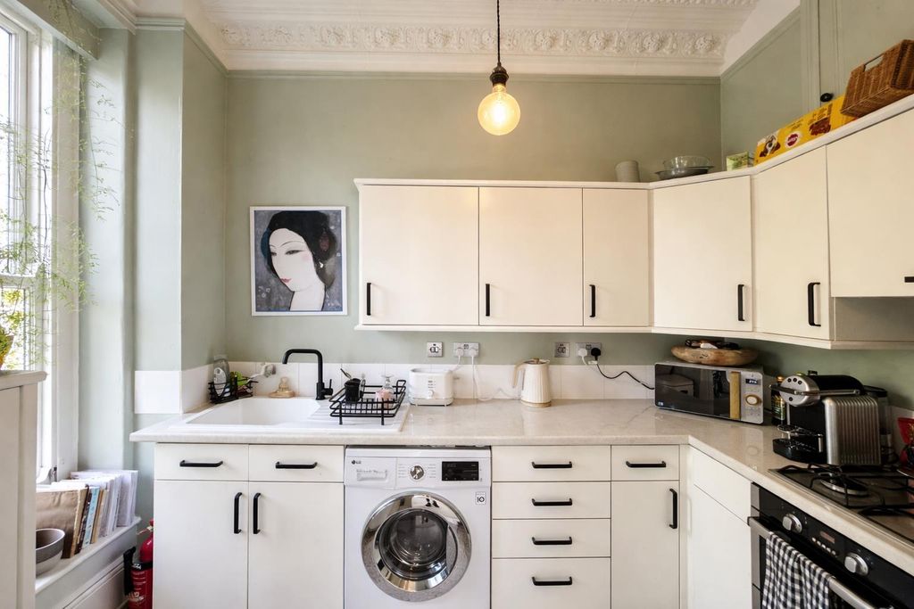 Additional image 9 of 2 bed flat for saleThe Avenue, Clevedon BS21