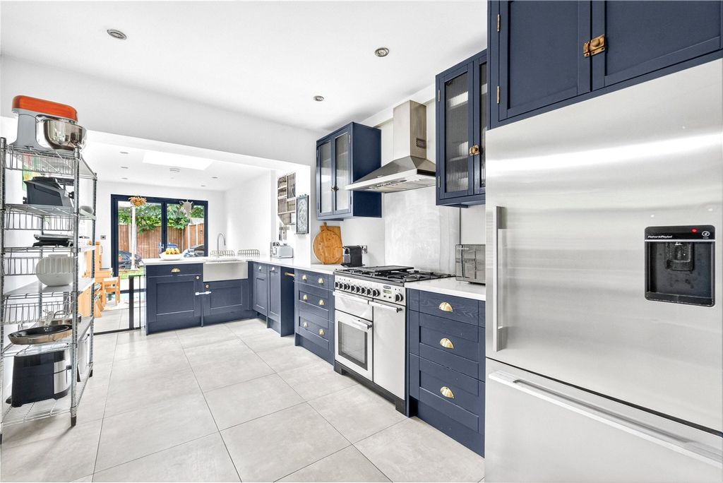 Property photo 3 of 19 Picture No. 07