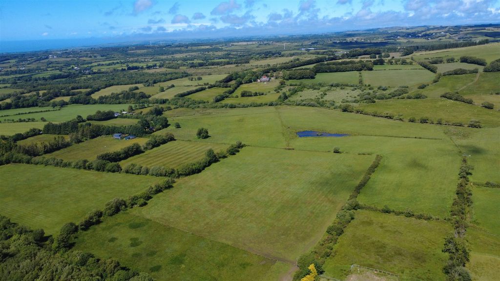 Property photo 3 of 5 Dji_Fly_20260612_145452_87_1781272506805_Photo_Opt