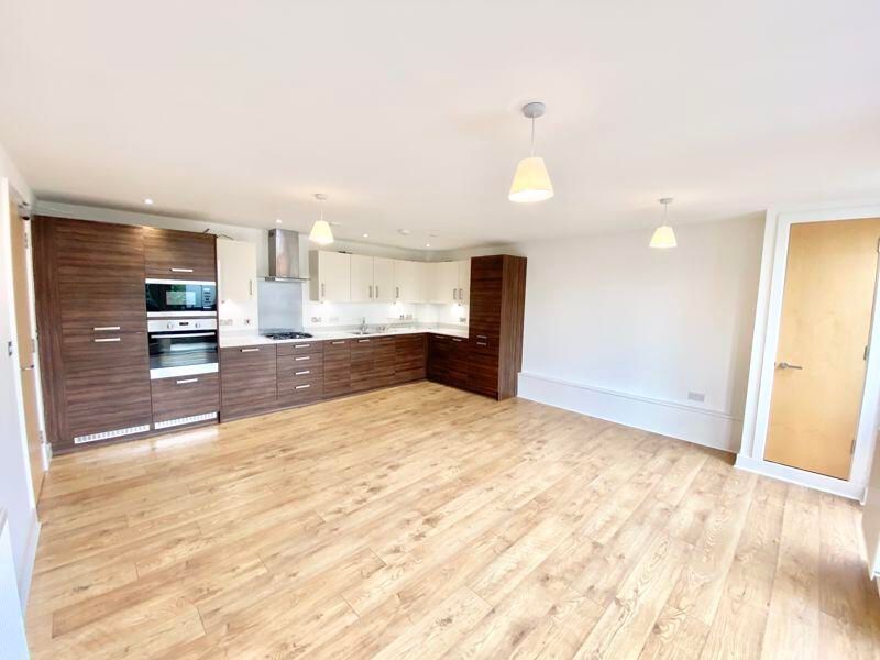 Property photo 2 of 7 Image