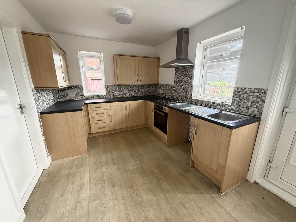 Property photo 2 of 8 Img_5827