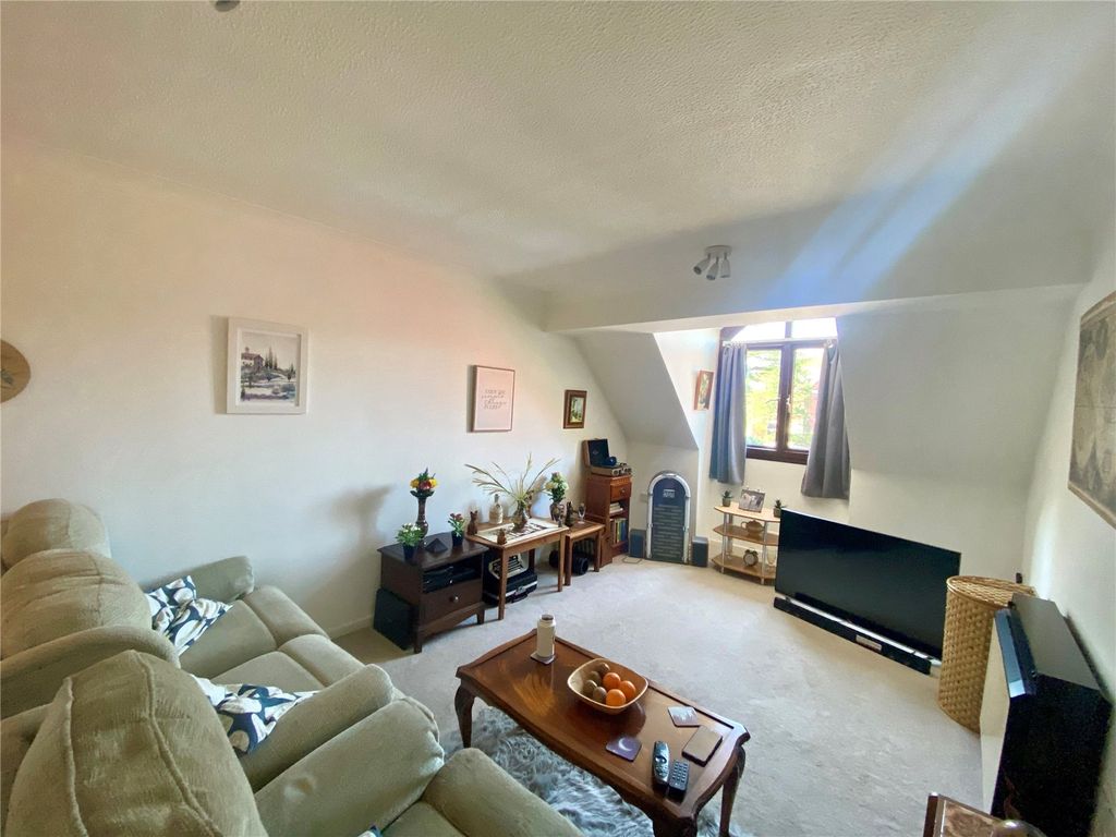 Property photo 2 of 22 Picture No. 38