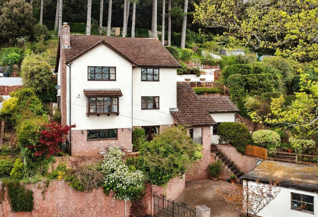 Property photo 1 of 21