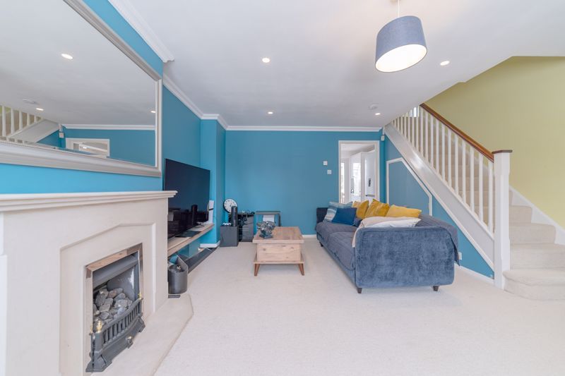 Property photo 3 of 16 Photo 14