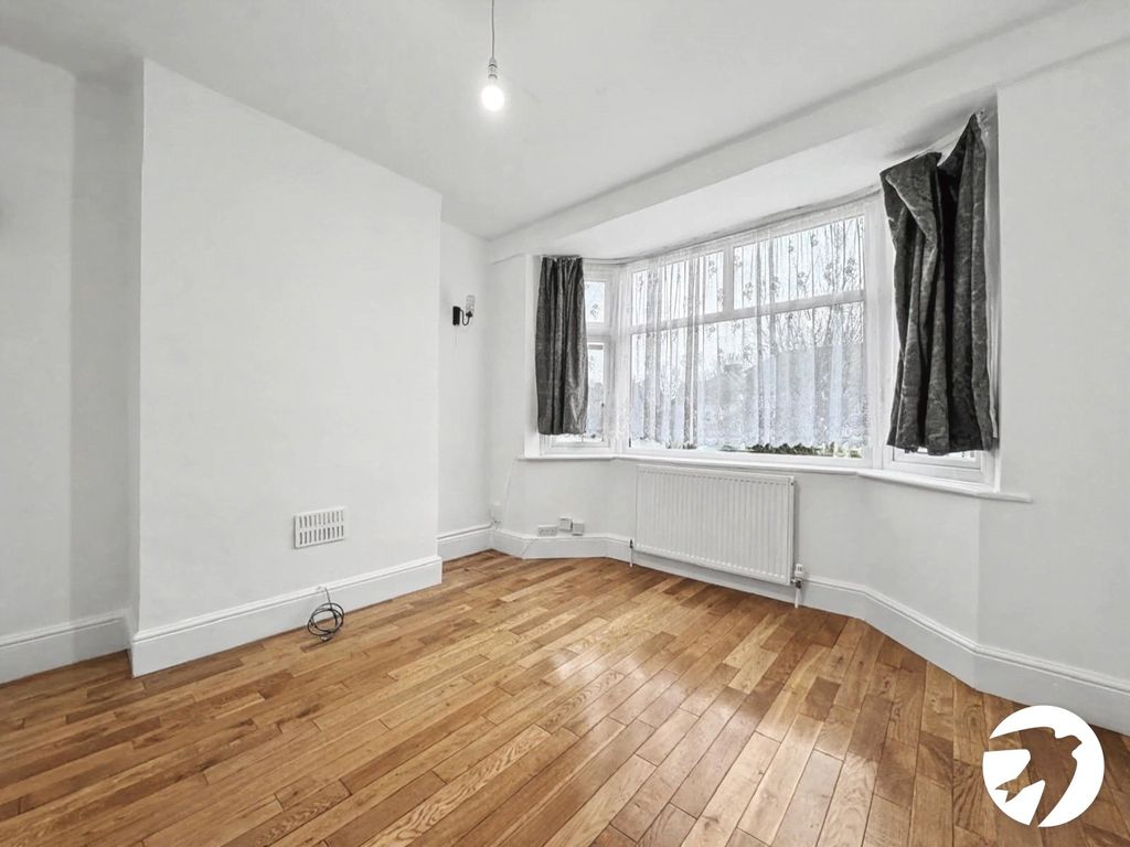 Property photo 2 of 13 Picture No. 20