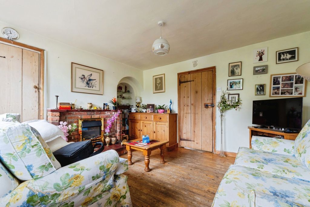 Property photo 2 of 17 Pbox-Img.Jpg