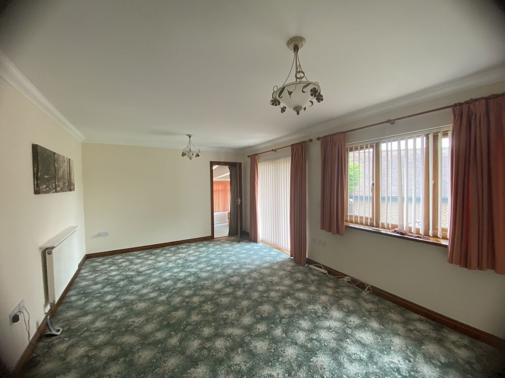 Property photo 3 of 14 Photo 8