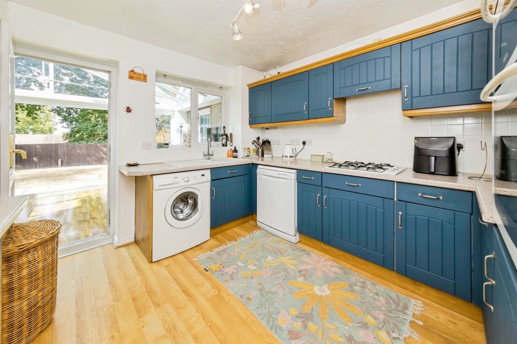 Property photo 2 of 20