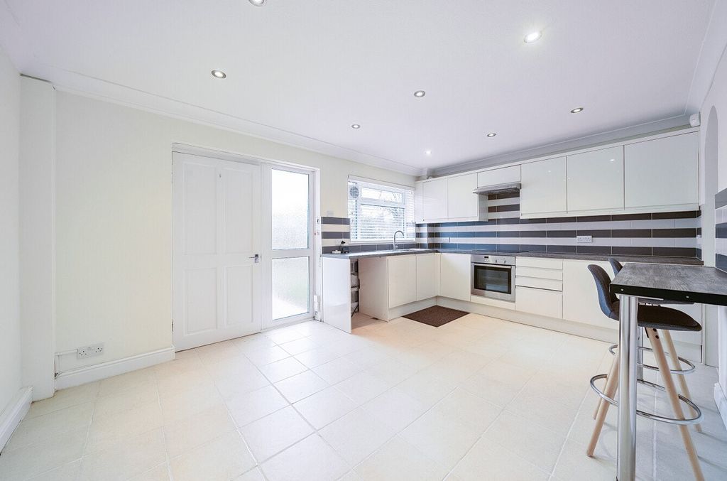 Property photo 3 of 8 Picture No. 03