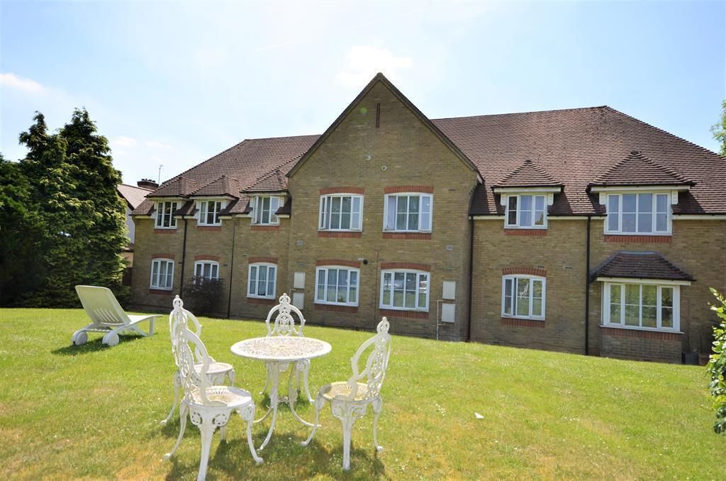 Property photo 2 of 9