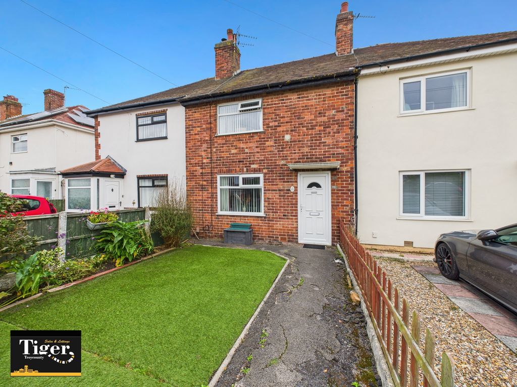 Property photo 1 of 18 Cam03440G0-Pr0435-Still018