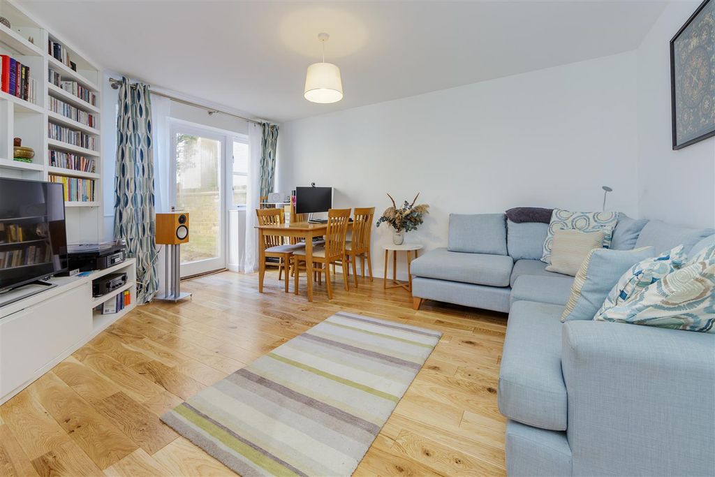 Property photo 2 of 12 0012.Jpg