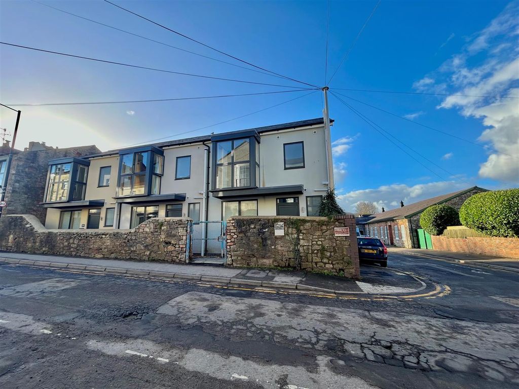 Property photo 2 of 30 Front View.Jpg