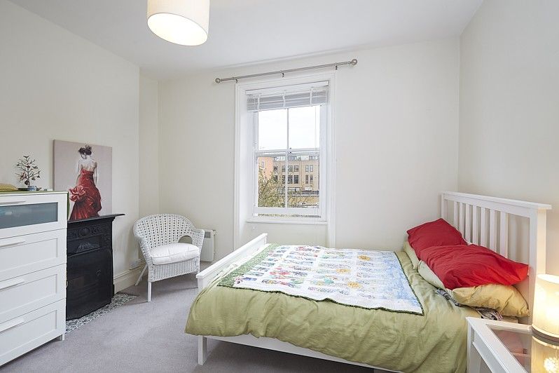 Property photo 3 of 7 Bedroom